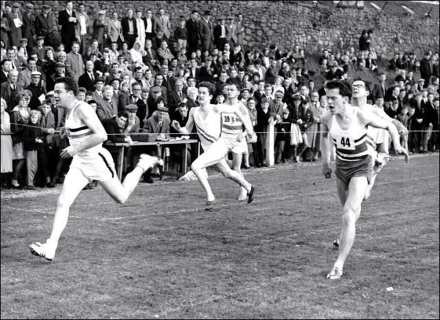 Mike Bathgate far left, and Robin MacKenzie on the right; Musselburgh 1961